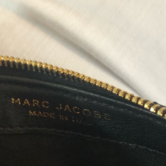 Marc Jacobs clutch - Picture 9 of 11